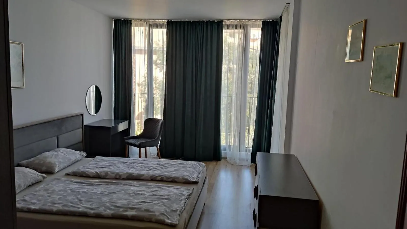 5Mgm Apartment Varna