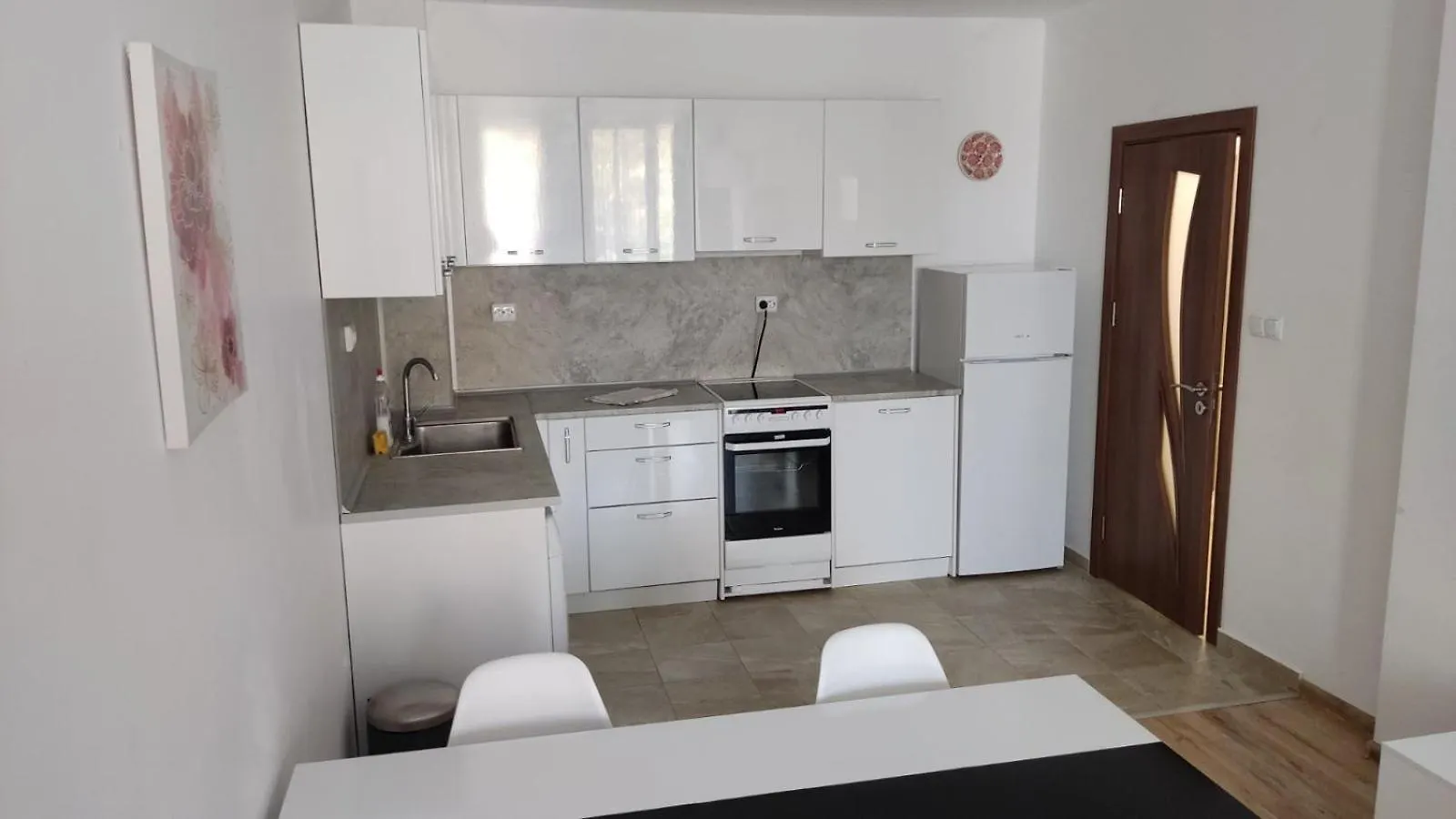5Mgm Apartment Varna