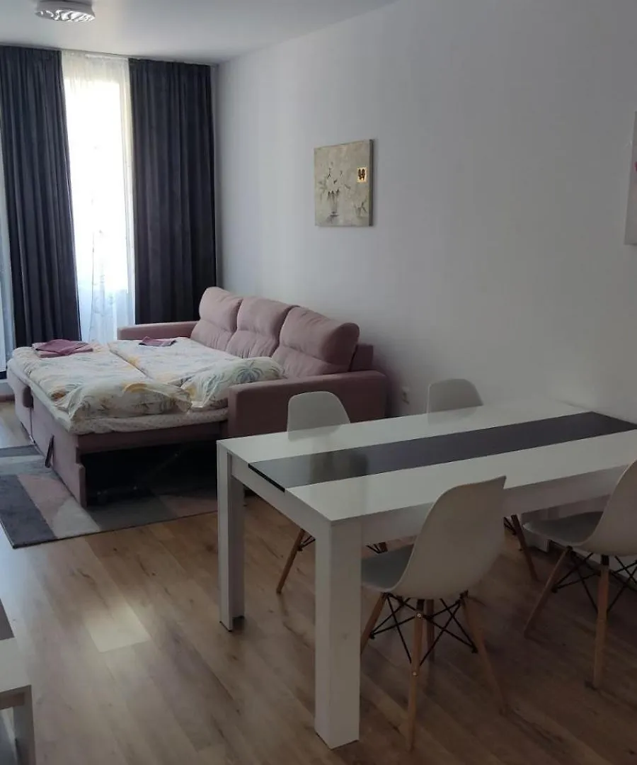 5Mgm Apartment Varna 0*,