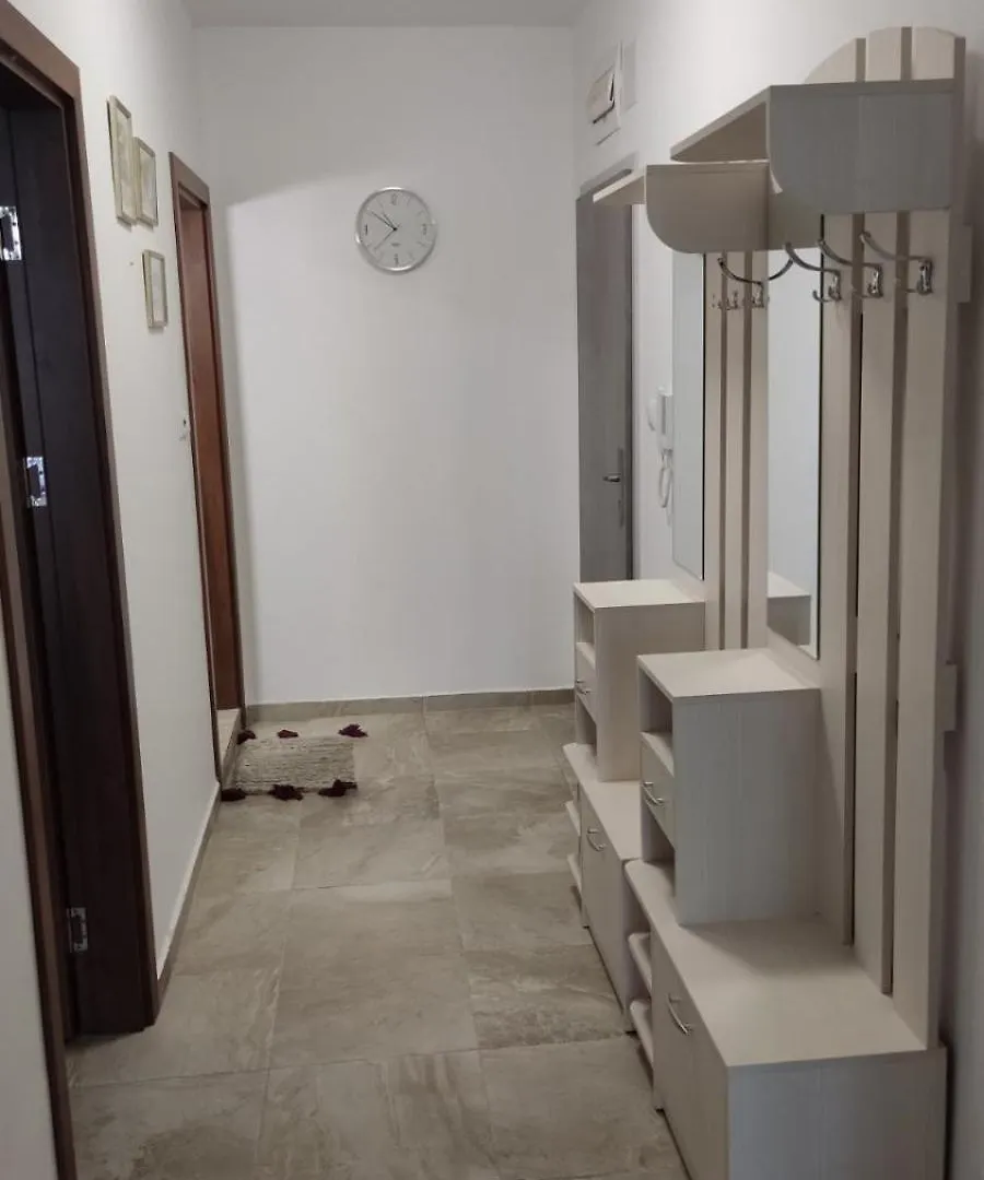 5Mgm Apartment Varna